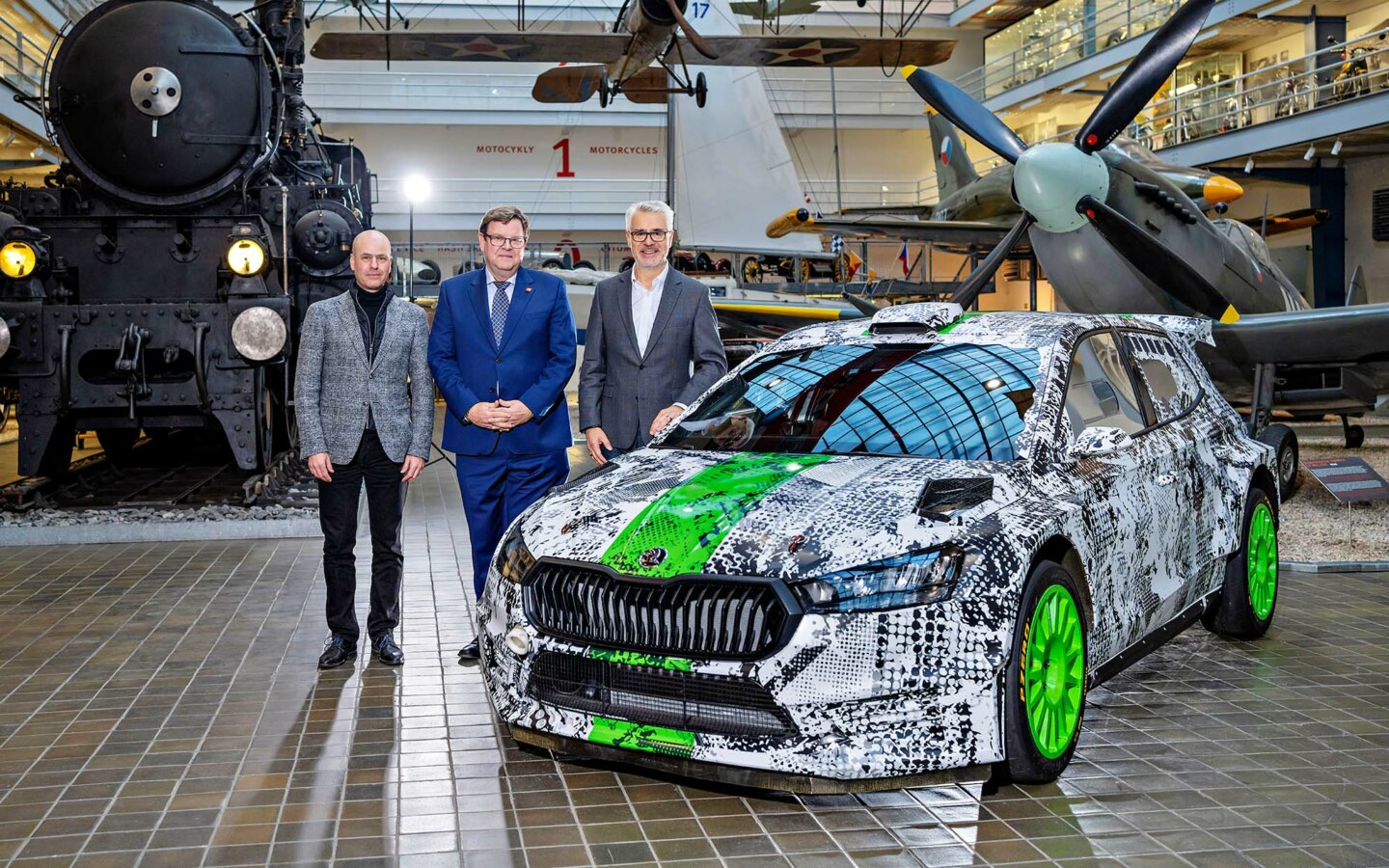 230105-skoda-fabia-rs-rally2-prototype-1-ret_79670868-1440x900