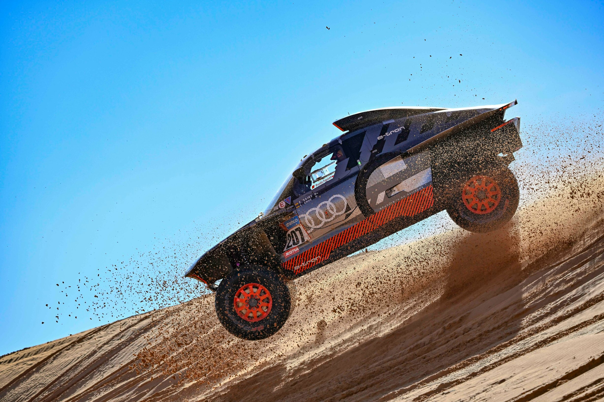 Image 2_RS Q e-tron E2