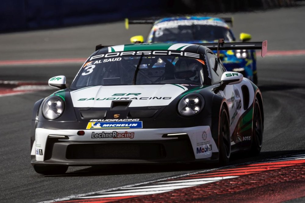 أداء لافت للأمير سعود بن معتصم في جولتي أبو ظبي ودبي لسلسلة تحدي بورشه سبرنت الشرق الأوسط (4)