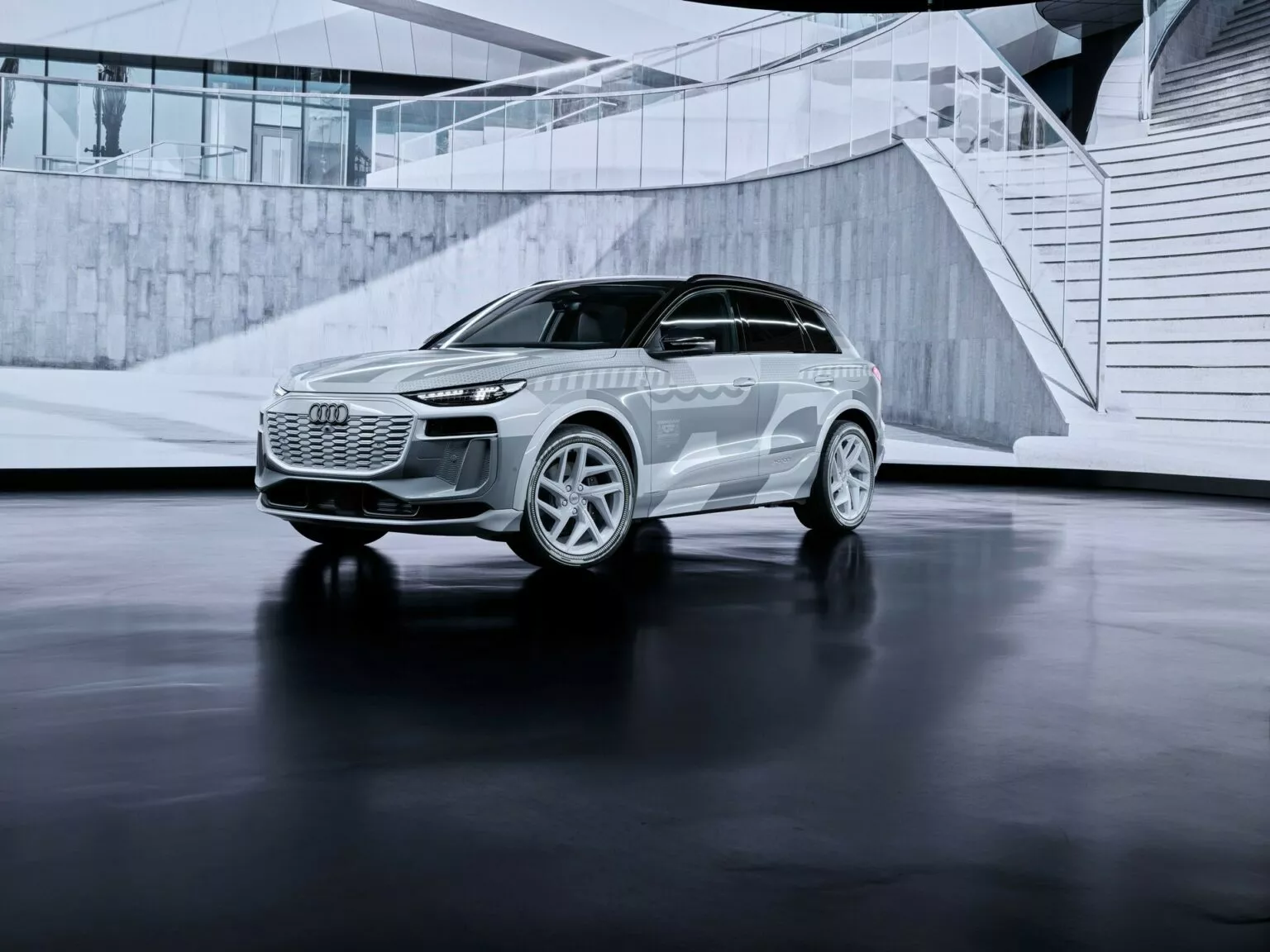 Audi-Q6-e-tron-903-3-1536x1152