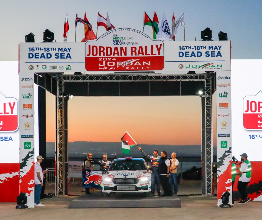 Nasser Saleh Al-Attiyah at the start of the Jordan Rally.