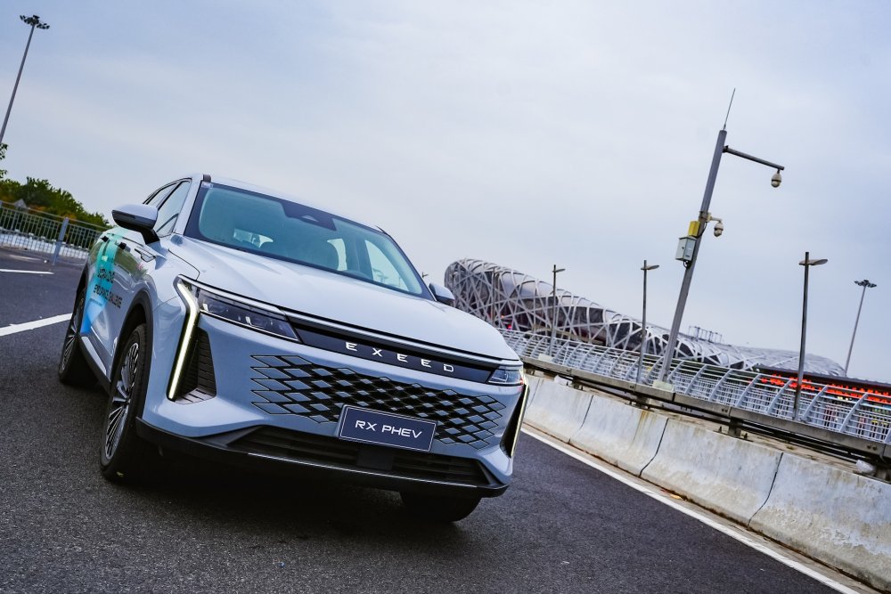EXEED RX PHEV