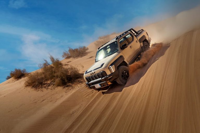 3. Kia Tasman Tackles Jordan’s Most Demanding Terrains in Landmark Desert Drive Experience - Image Three